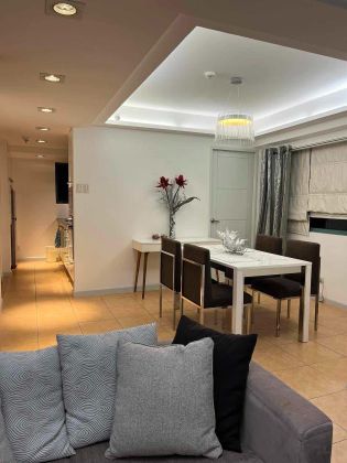 Loft Type Unit with 3 Bedrooms for Rent at Mckinley Park Residenc