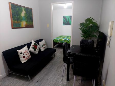 Fully Furnished 2 Bedroom Unit in Ortigas Business Center 