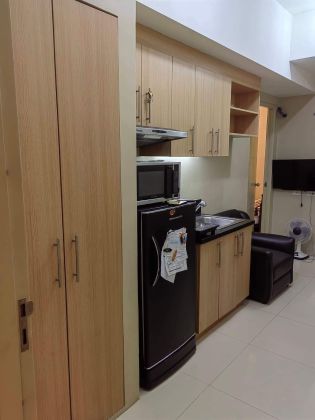 1 Bedroom L Type Unit at Salcedo Square for Rent near RCBC PBCom