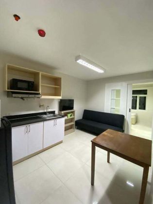 Fully Furnished 1 Bedroom Unit in Vista Taft 