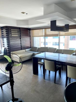 Robinsons Adriatico Ermita Manila 3Br 120sqm P75K