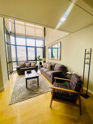 3 bedroom Penthouse Unit for Rent in Legazpi Village Makati