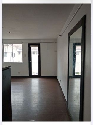 Bare Studio Unit for Rent at Arezzo Place Pasig (Nov 2024)