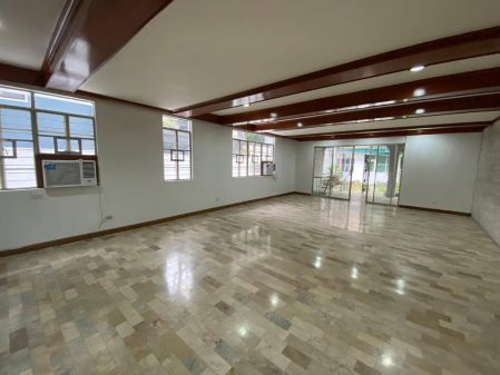 7 Bedroom House in Magallanes Village with Lanai and Garden