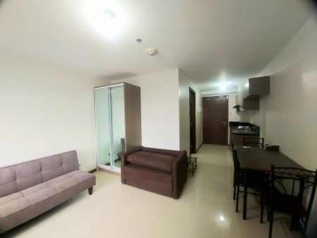 Fully Furnished Studio Unit in Galleria Residences Cebu