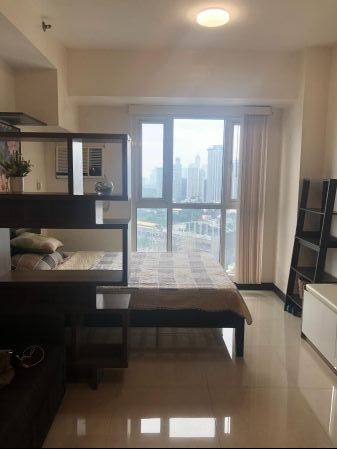 Furnished Studio in Axis Residences