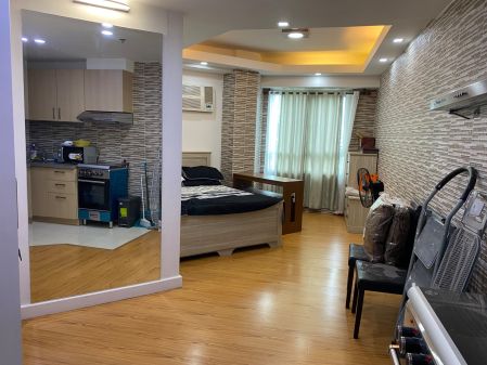 Fully Furnished Studio for Rent in The Grove by Rockwell Pasig