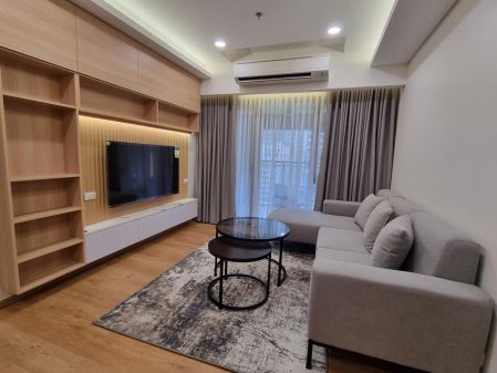 Fully Furnished 2BR Unit in Escala Makati