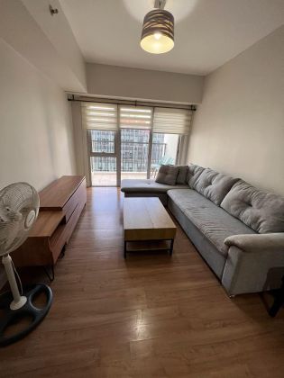 Fully Furnished 1 Bedroom for Rent in Two Maridien BGC Taguig