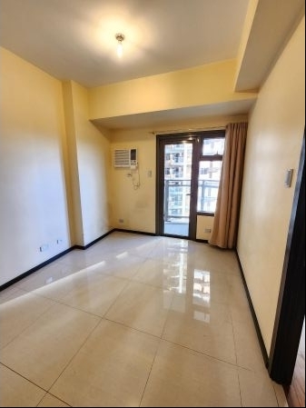 Semi Furnished 1 Bedroom for Lease at Radiance Manila Bay Pasay