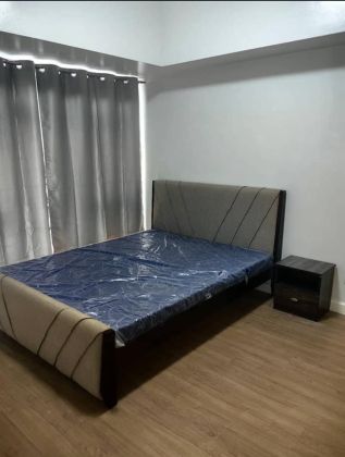 Fully Furnished 1 Bedroom Unit at Park Triangle Residences