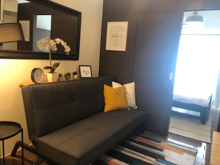 Fully Furnished 1 Bedroom Unit walking distance to Makati Medical