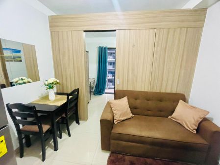 Shore 2 Residences  1 Bedroom with Balcony for Rent