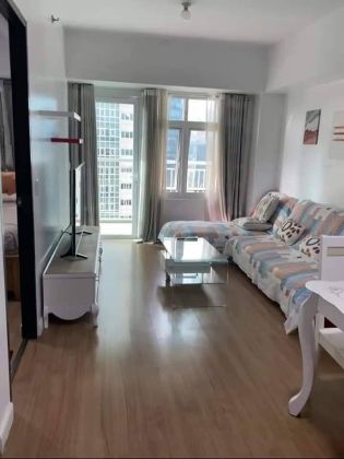 Two Serendra Meranti 1BR FOR RENT