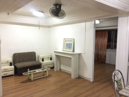 Fully Furnished 2 Bedrooms Unit with the Skyline of Makati City