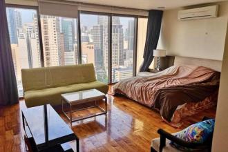 3 Bedroom in Mosaic Tower Makati for Rent