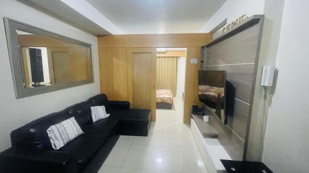 Fully Furnished 1 Bedroom with Balcony facing Mall of Asia