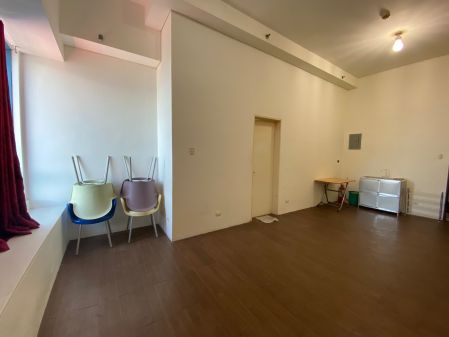 Unfurnished Studio Unit at Entrata Urban Complex for Rent