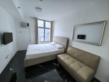 For Rent Newly Renovated Studio Type Unit