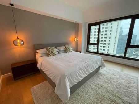 2 Bedroom Fully Furnished For Rent in Shang Grand Tower