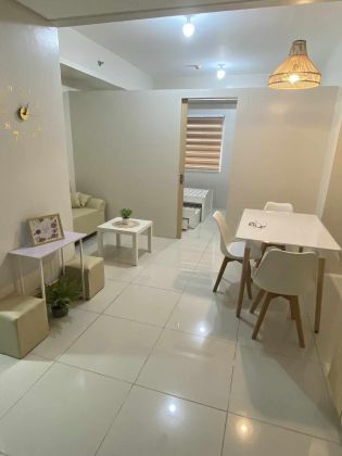 2 Torre Lorenzo 1 Bedroom for Rent near La Salle Taft Manila