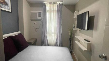 For Rent Fully Furnished 1-Bedroom Unit at Salcedo Square, Makati