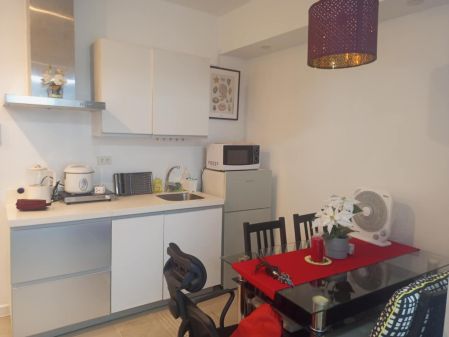 1 Bedroom Fully Furnished Unit in Azure Residences Bicutan