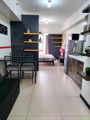 Fully Furnished Studio in The Columns At Legaspi Village Makati