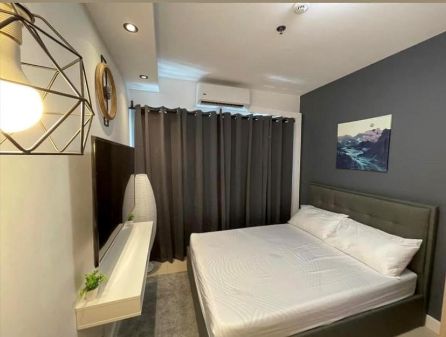 Fully Furnished Studio in The Residences at Commonwealth QC