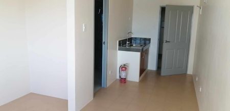 Semi furnished Studio Unit at Verde Spatial for Rent