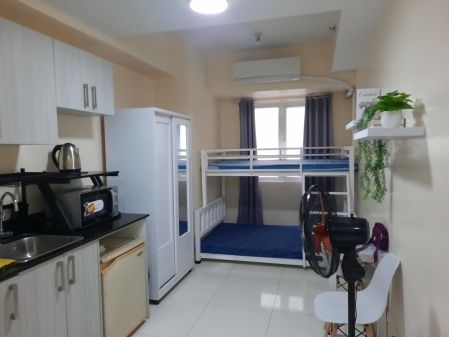 Studio Unit for Rent near DLSU, CSB,  St Scho