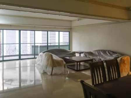 For Lease Spacious Pet Friendly 3 Bedroom 290 sqm in Makati at PH