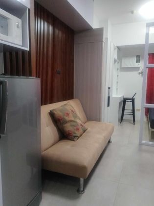 Fully Furnished 1 Bedroom Unit at SMDC Light Residences