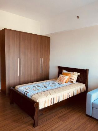 Fully Furnished Studio Unit for Rent at Shang Salcedo Place