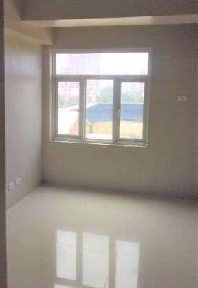 Budget Bare Unit for Rent Vista Taft Malate Manila