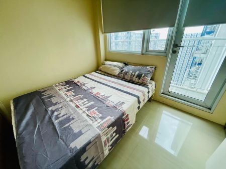 Grass Residences 1BR Unit with Balcony for Rent