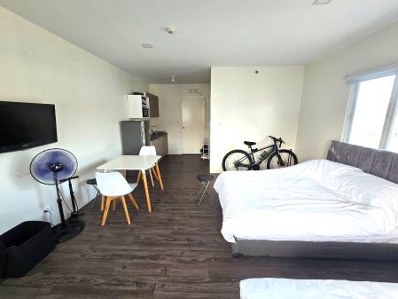 Fully Furnished Studio corner Unit Amaia Steps Nuvali for Rent