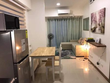 Fully Furnished 1 Bedroom Unit at Fame Residences for Rent