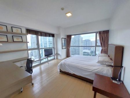 2 Bedroom Condo for Rent in One Shangri La Place