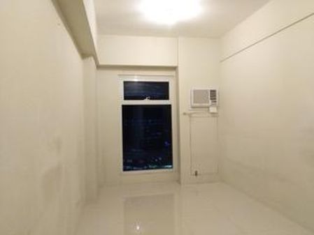 Studio Unit at The Currency Towers Ortigas