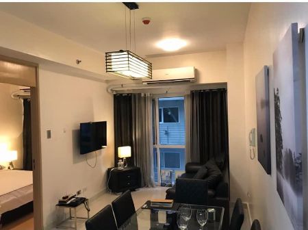 Fully Furnished Studio Unit at Signa Designer Residences