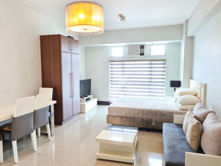 For Rent Studio Unit at Greenbelt Excelsior Makati CBD