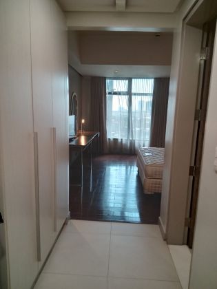 Nicely Furnished Studio Unit in Ortigas Center for Rent