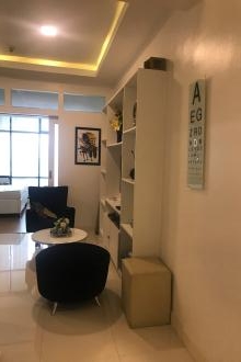 Fully Furnished 1BR Unit in Malayan Plaza near ADB