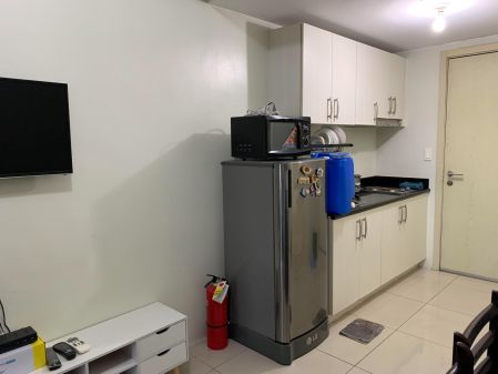 Fully Furnished 1BR Unit in SMDC Jazz Residences  Makati