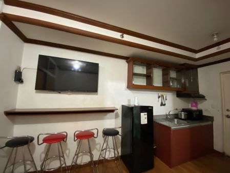 Fully Furnished 1 Bedroom with Nice View in The Linear Makati