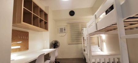 Vista Recto Studio for 3 Person Sharing Fully Furnished