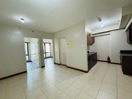 Unfurnished 2BR for Rent in Flair Towers Mandaluyong