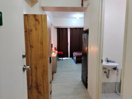 Studio Furnished Unit for Rent in Amaia Steps Bicutan