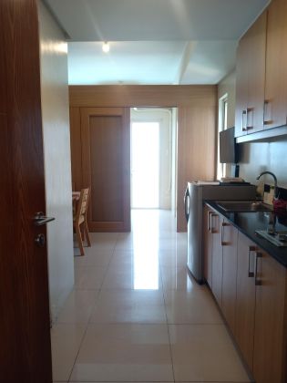 1 Bedroom Semi Furnished Unit for Rent in Shell Residences